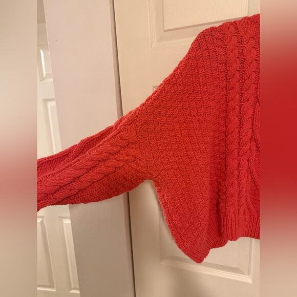 FATE VICI Red Orange V-Neck Knit Dolman Style Crop Sweater Size Medium - Picture 6 of 6